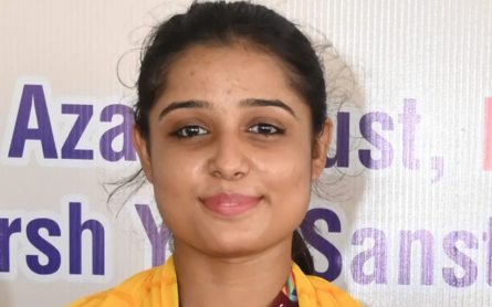 SAUMYA OJHA exceptional fest: Setting a world record in TIMYASANA 07 minutes 15 seconds